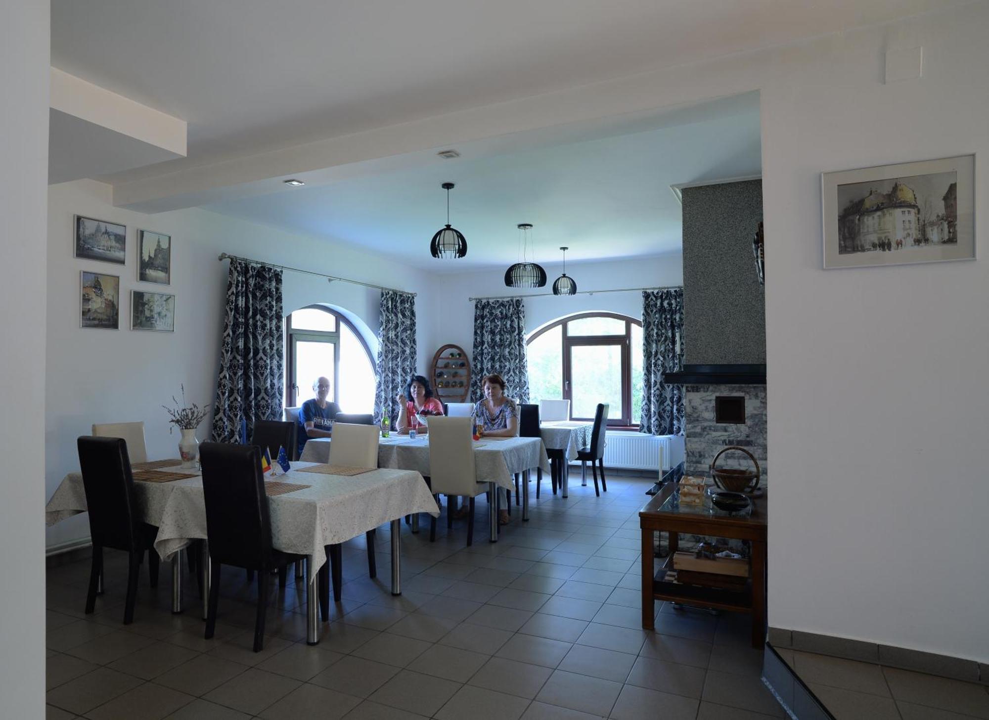 Vila Madudu Vălenii de Munte Extérieur photo
